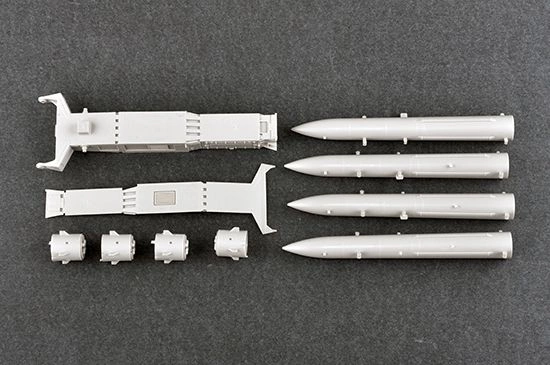 Збірна модель 1/35 ЗРК S-300V 9A83 Trumpeter 09519 детальное изображение Зенитно ракетный комплекс Военная техника