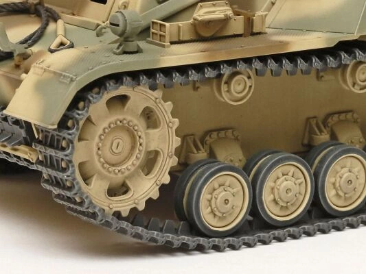 Scale model 1/35 SPG Hummel (late production) Tamiya 35367 детальное изображение Артиллерия 1/35 Артиллерия