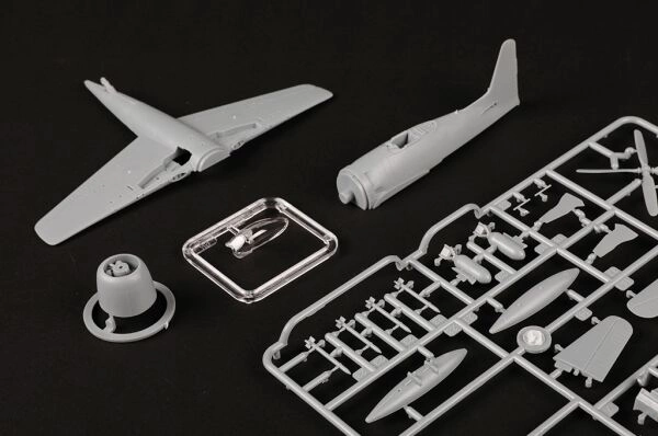 American F8F-2 Bearcat Carrier Fighter детальное изображение Самолеты 1/72 Самолеты