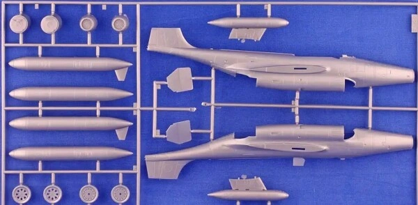 Збірні моделі 1/72 літак US Air Force 75th Anniversary Revell 05670 детальное изображение Самолеты 1/72 Самолеты