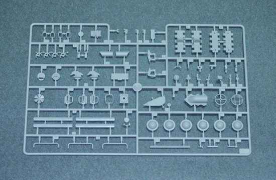 Сборная модель Советского танка SU-100 детальное изображение Бронетехника 1/16 Бронетехника