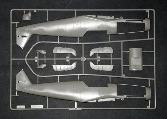 Збірна модель німецького Bf109 G-6 ранній тип детальное изображение Самолеты 1/24 Самолеты