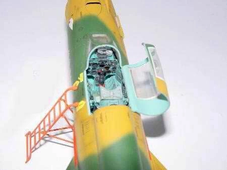 Сборная модель 1/32 Самолет МиГ-21МФ Fishbed J Трумпетер 02218 детальное изображение Самолеты 1/32 Самолеты