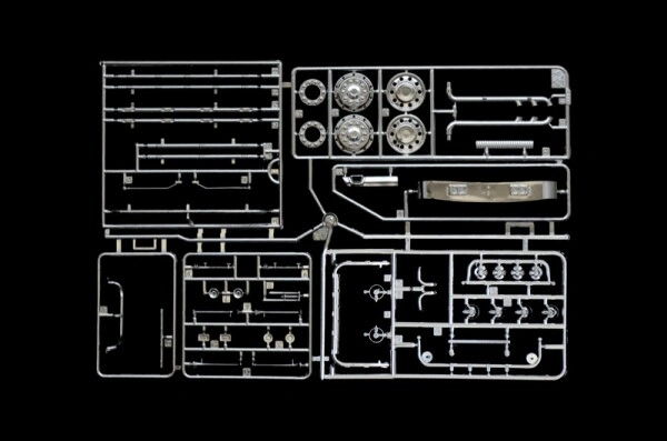 Збірна модель 1/24 вантажний автомобіль / тягач Scania R730 Streamline Italeri 3952 детальное изображение Грузовики / прицепы Гражданская техника