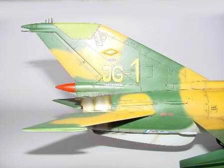 Сборная модель 1/32 Самолет МиГ-21МФ Fishbed J Трумпетер 02218 детальное изображение Самолеты 1/32 Самолеты