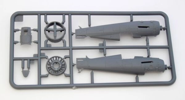 Сборная модель польского истребителя PZL P.11g “Kobuz” детальное изображение Самолеты 1/72 Самолеты