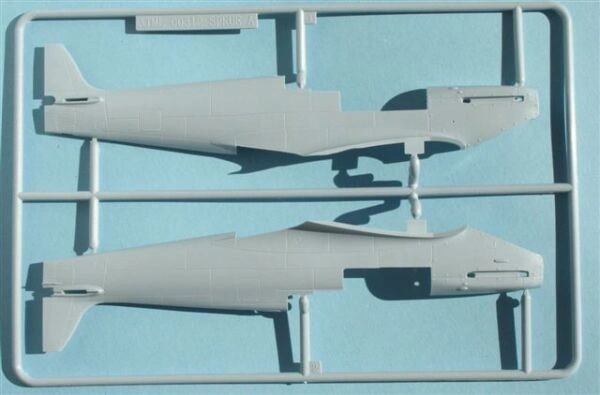 Збірна модель 1/48 набір Supermarine Spitfire Mk.Vb Messerschmitt Bf109E Dogfight Airfix A50160 детальное изображение Самолеты 1/48 Самолеты