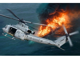 Scale model 1/35 Helicopter UH-1Y Venom Trumpeter 05118