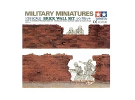 Збірна модель 1/35 Комплект цегляної стіни Tamiya 35028