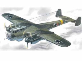 обзорное фото Do 215B-4 Німецький літак-розвідник Літаки 1/72
