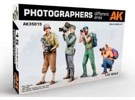 Збірна модель 1/35 Фігури фотографи різних епох AK-interactive AK35015