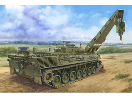обзорное фото Сборная модель бронированной эвакуационной машины Bergepanzer BPz2 “Buffalo” ARV Бронетехника 1/35