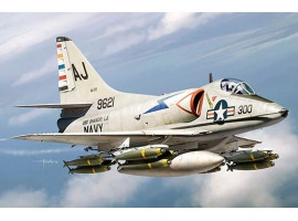 Scale model 1/48 Airplane A-4C Skyhawk HobbyBoss 81789